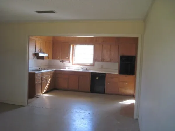 1351 Harper Ave Camden Ar 71701 - Image 6